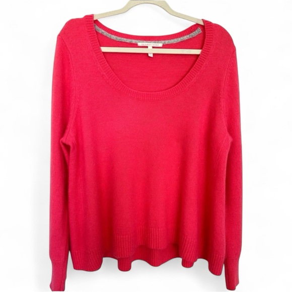 Gorgeous Victoria’s Secret Wool & Rabbit Hair Pink Soft Cozy Sweater-Size Large - Picture 1 of 9